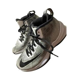 Men’s size 7 Nike Air Max Infuriate AA4438-100 Basketball Shoes